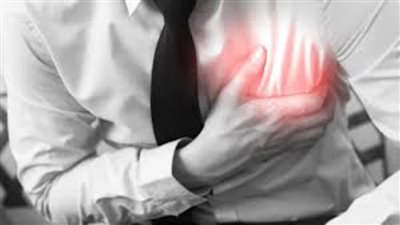 اعراض الأزمة القلبية وطرق مواجهتها وعلاجها  في أسرع وقت