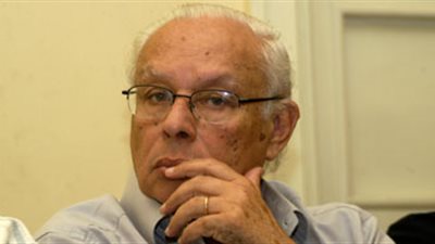 جورج إسحاق يتقدم وفد 