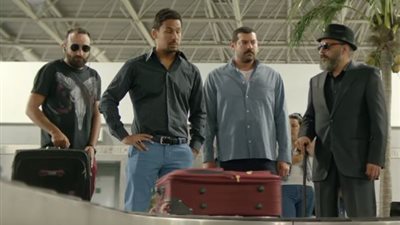 مخرج «طايع» يظهر في الحلقة العاشرة من المسلسل (صور)