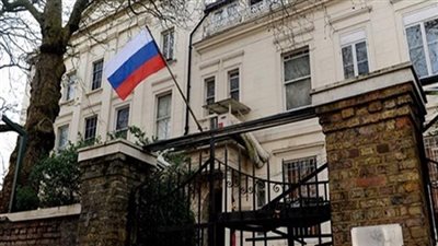 السفارة الروسية في لندن: على بريطانيا التعلم من فرنسا