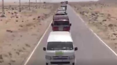 الأزهر يرسل عشرات السيارات المحملة بمواد طبية وغذائية لفلسطين (فيديو)