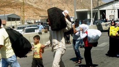 أتراك يهاجمون بيوت ومحال لاجئين سوريين