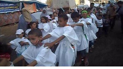 بالصور.. نشطاء يرصدون «جرائم الإخوان في رابعة» في ذكرى فض الاعتصام.. ذات: المتاجرة بالدين والأطفال أبشع انتهاكاتهم.. أحمد: خربوا الميدان وأرهبوا السكان.. محمد: قدموا شهداء مزيفين.. وعمرو: هر