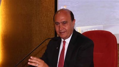 «مميش» يكشف حقيقة تراجع إيرادات قناة السويس