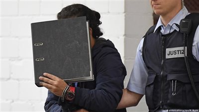 لاجئ سوري في ألمانيا يرتكب 400 جريمة في سنتين