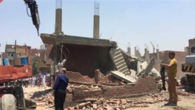 حملات لإزالة التعديات والمنازل الآيلة للسقوط بالوادي الجديد