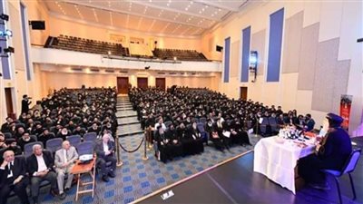 البابا تواضروس يلتقي أساقفة وكهنة الوجه البحري المسؤولين عن خدمة الفقراء