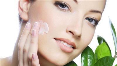 أسهل وصفة لتفتيح البشرة