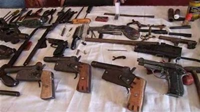 الأمن العام يضبط  218 قطعة سلاح نارى و260 قضية مخدرات