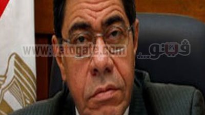 بلاغ يتهم النائب العام السابق بالتستر علي الفساد