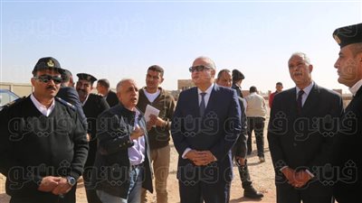 محافظ قنا يتفقد مجمع المرور الجديد بنجع حمادى (صور)