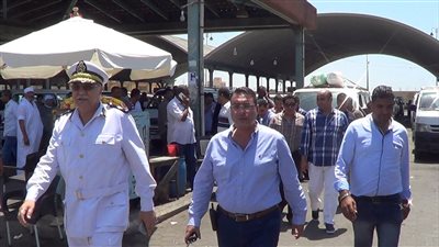 بالصور.. حملة مرور مكبرة على موقف محرم بك بالإسكندرية