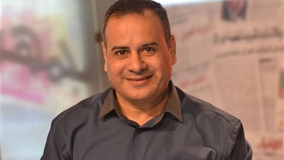 «القرموطي»: غالبية المسئولين في مصر «كتع»