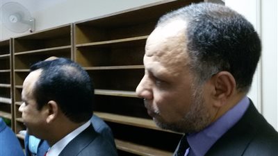 محافظ قنا يأمر بتركيب مكيفات لكنترول الثانوية العامة الجديد (فيديو)