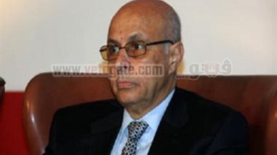 قطب: ننتظر موافقة 