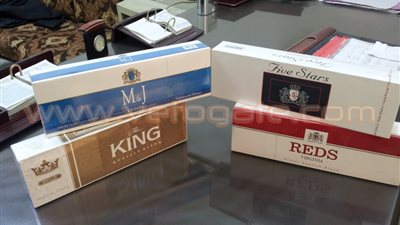 بالصور.. ضبط 2400 علبة سجائر مجهولة المصدر بالدقهلية