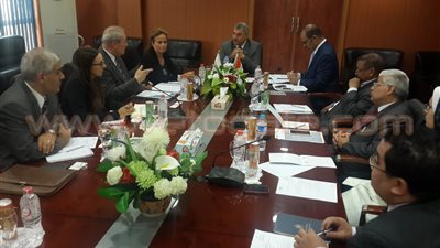 «التنمية الصناعية» تبحث الاستفادة من إقليم المثلث الذهبي