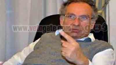 الأغاني الوطنية تلهب حماس متظاهري 