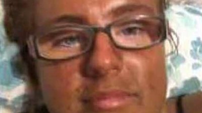 كريم يحول لون فتاة للأسمر القاتم (صور)