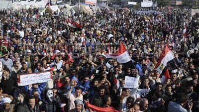 مذبحة القلعة على طريقة السادات..مرسي يتخلص من خصومه بنص الدستور.. السيد: المادة 174 تسمح للرئيس بسجن خصومه بلا أسباب.. شعبان : مرسي يريد القضاء علي المعارضين