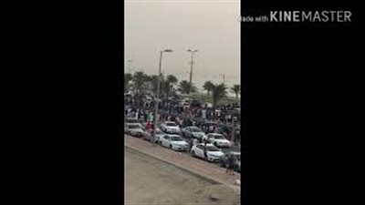 لحظة دهس مفحط لشاب بطريقة مروعة في السعودية (فيديو)