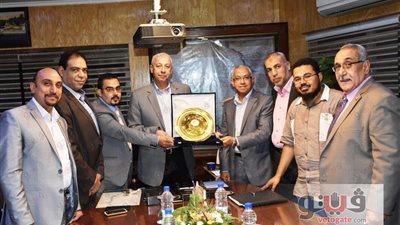 بالفيديو والصور.. تفاصيل لقاء محافظ أسوان مع وفد نقابة الصيادلة