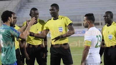 رئيس مصر المقاصة: الحكم كان سعيدا باحتساب ضربة جزاء غير صحيحة