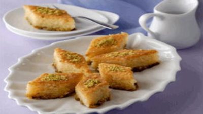 طريقة إعداد «بسبوسة لايت» من مطبخ الشيف سالي فؤاد