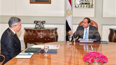 رئيس «الرقابة الإدارية» يطلع السيسي على جهود توفير مناخ للاستثمار