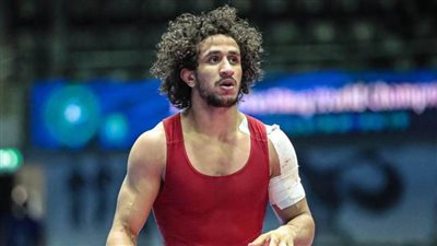 بطل العالم للمصارعة يشكو إهمال اتحاد اللعبة
