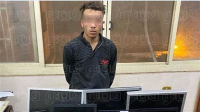ضبط عاطل بتهمة سرقة أجهزة من داخل شركة بالنزهة