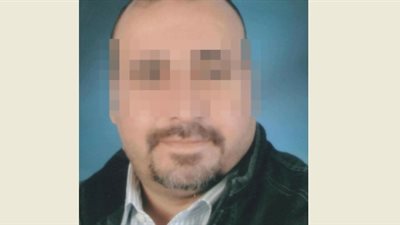 أول صور لنائب مدير مطار سوهاج المتهم بتهريب 10 آلاف قرص مخدر