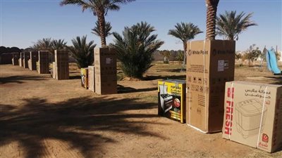 محافظ الوادى الجديد يشهد تسليم جهاز ١٥ عروس من أبناء الفرافرة