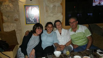 بالصور.. أميمة خليل تحتفل بعيد ميلادها مع الأهل والأصدقاء