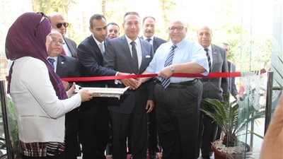 افتتاح فرع بنك مصر بتجارة عين شمس