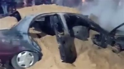 اشتعال النيران في سيارة بجوار بنزينة بالغربية (فيديو)