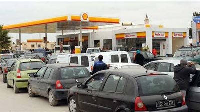 على خطى مصر.. الحكومة التونسية ترفع أسعار البنزين