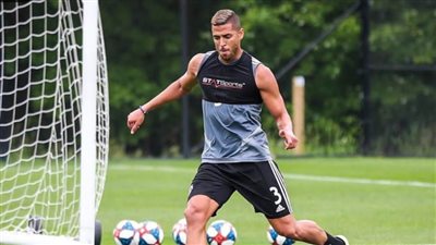 عمرو طارق يعلن موعد رحيله من ريد ودور إبراهيموفيتش بالدوري الأمريكي