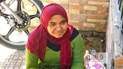 الطفلة بائعة الليمون في الفيوم تلتحق بمدرسة سنهور التجارية