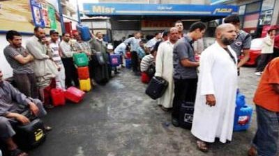 توزيع السولار على المزارعين بالحيازة الزراعية