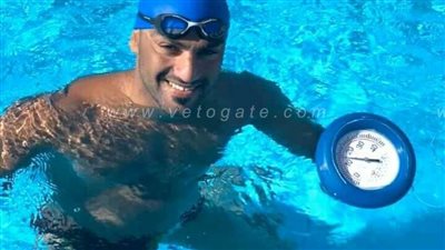 السباح باروكى يبدأ تدريباته فى الغردقة استعدادا لعبور المانش (صور)