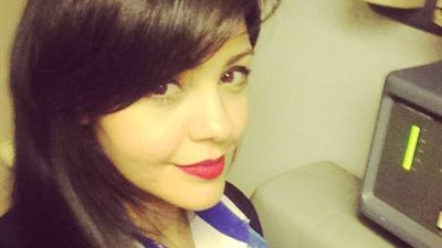 خالة المضيفة سمر عز الدين لـ«المسئولين»: «ولادنا فين.. ريحونا»