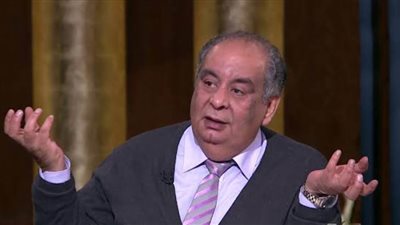 بعد تركيب دعامة.. تفاصيل الحالة الصحية للروائي يوسف زيدان
