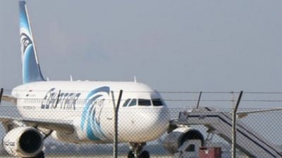 اليونان وفرنسا تطالبان بالمشاركة في تحقيقات الطائرة المفقودة