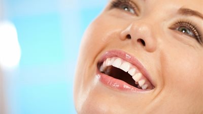 أفضل «العلاجات» الطبيعية لمحاربة تسوس الأسنان
