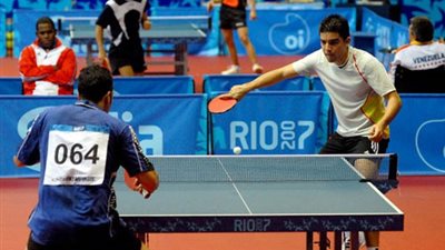 «تنس الطاولة» يرفض استخدام الكورات البلاستيكية في البطولات