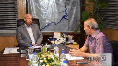 بالصور.. محافظ أسوان يلتقي وفد المكتب الإقليمي لتنمية المشروعات