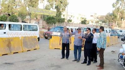 بالصور.. محافظ الشرقية يتفقد آخر تطورات كوبري الصدر وترعة المسلمية