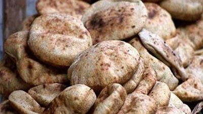 ضبط 18 ألف رغيف مدعم قبل بيعه للمزارع بالغربية