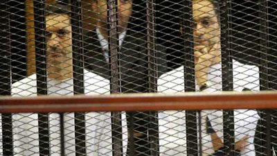 النيابة تطلب منع متهمى